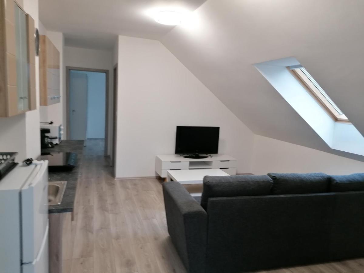 Mohacs Apartman Extérieur photo