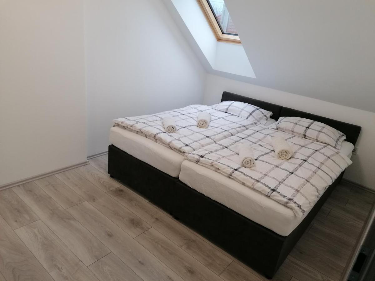 Mohacs Apartman Extérieur photo